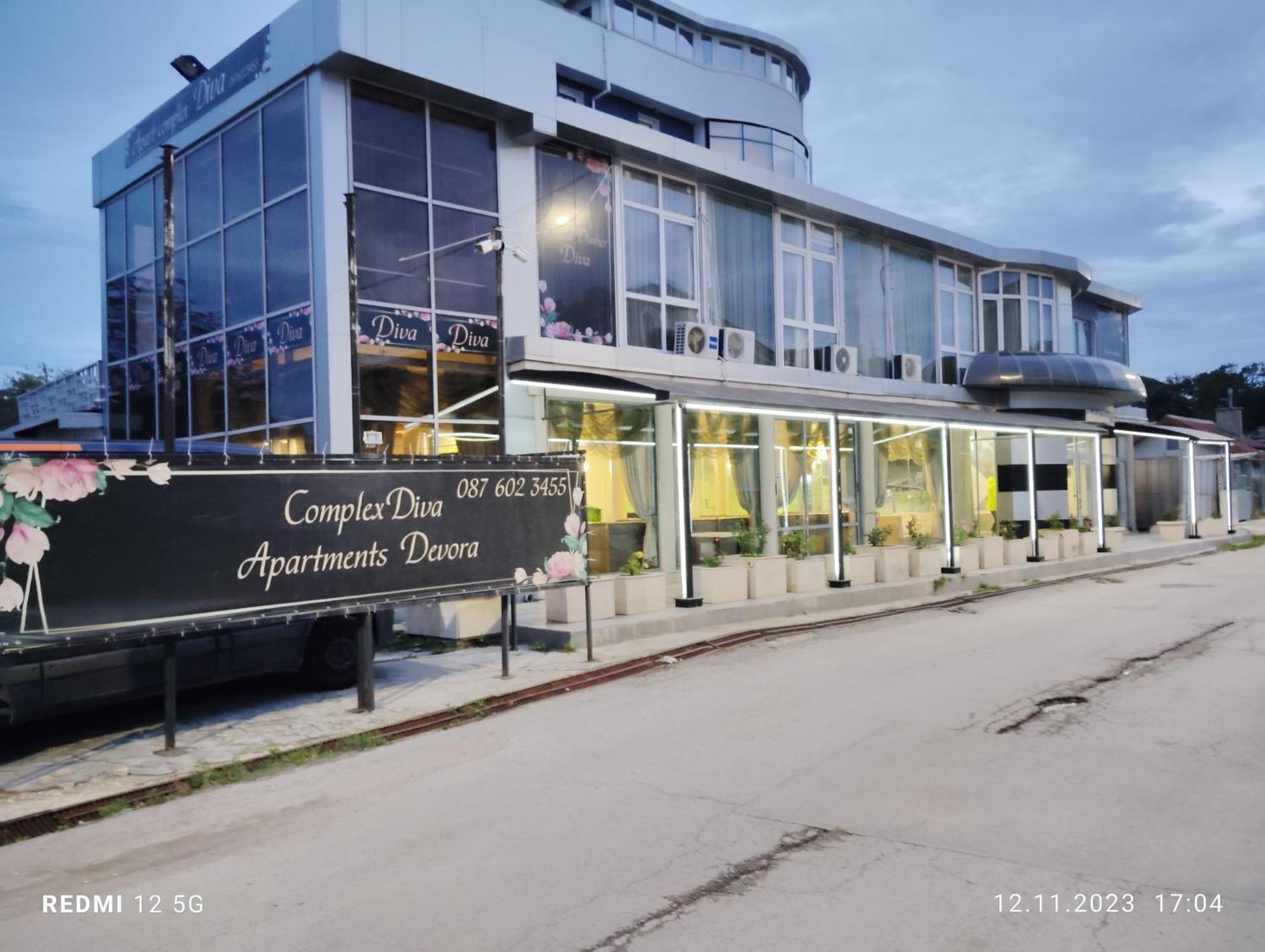 Danita Apartments & Diva Restaurant Bbq&Pool Bar Varna Eksteriør billede